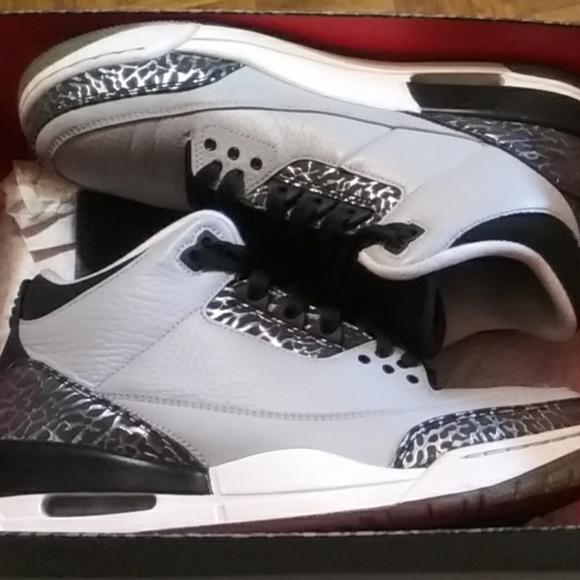 Jordan Other - 💥SOLD💥Air Jordan 3 Retro sz 10